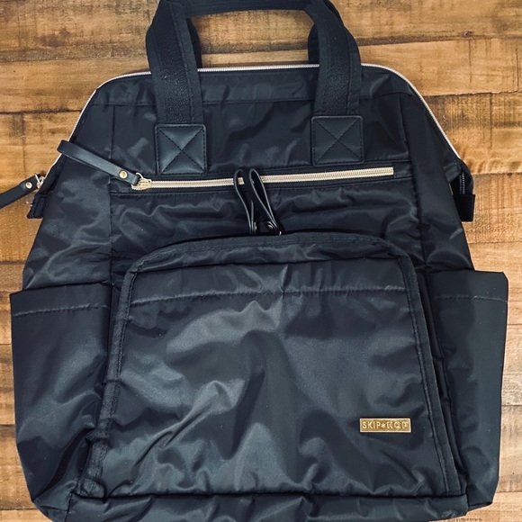 skip hop mainframe wide open diaper backpack